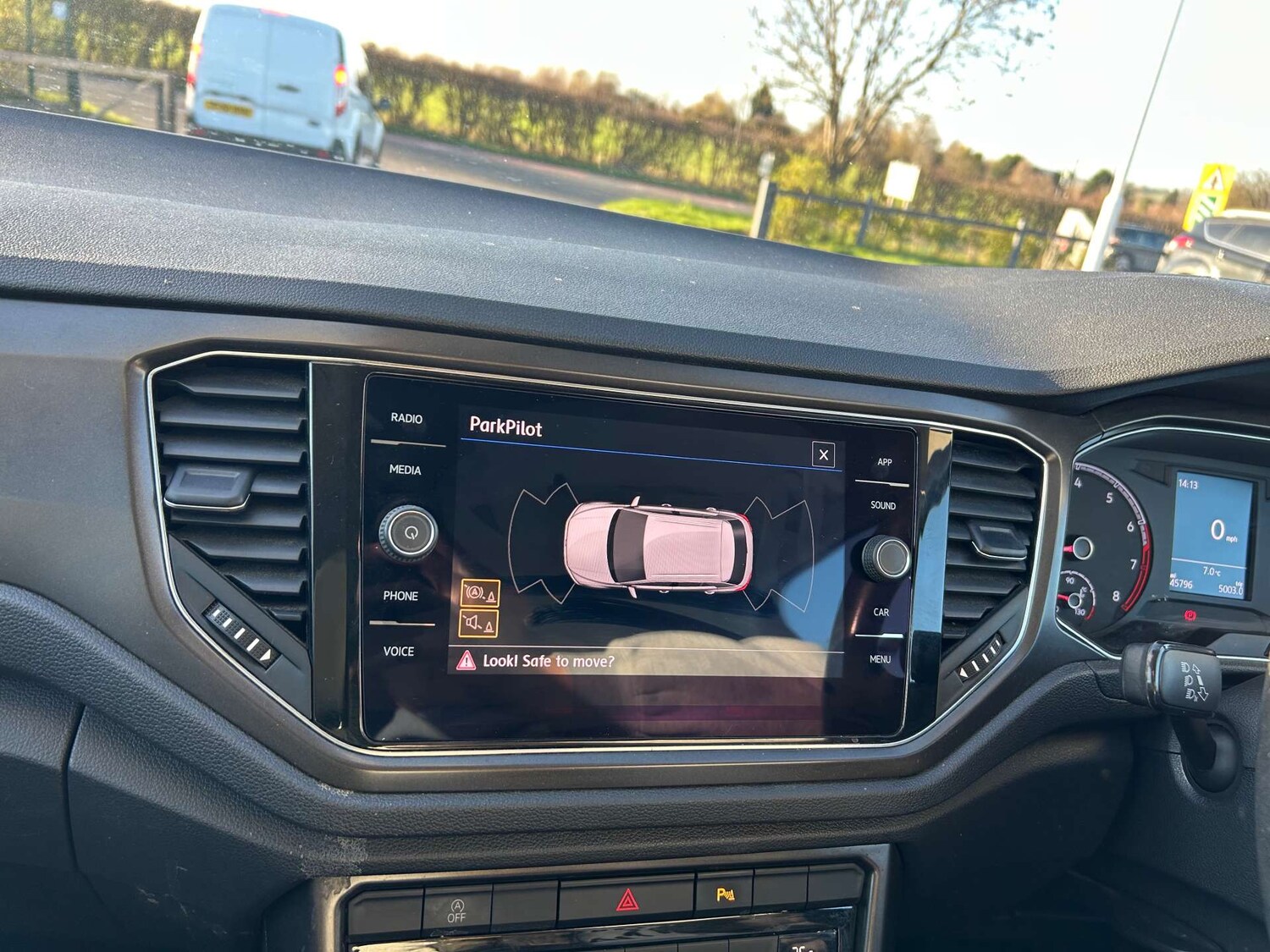 Used Volkswagen T-Roc 2019 for sale - 76352654: Photo 56