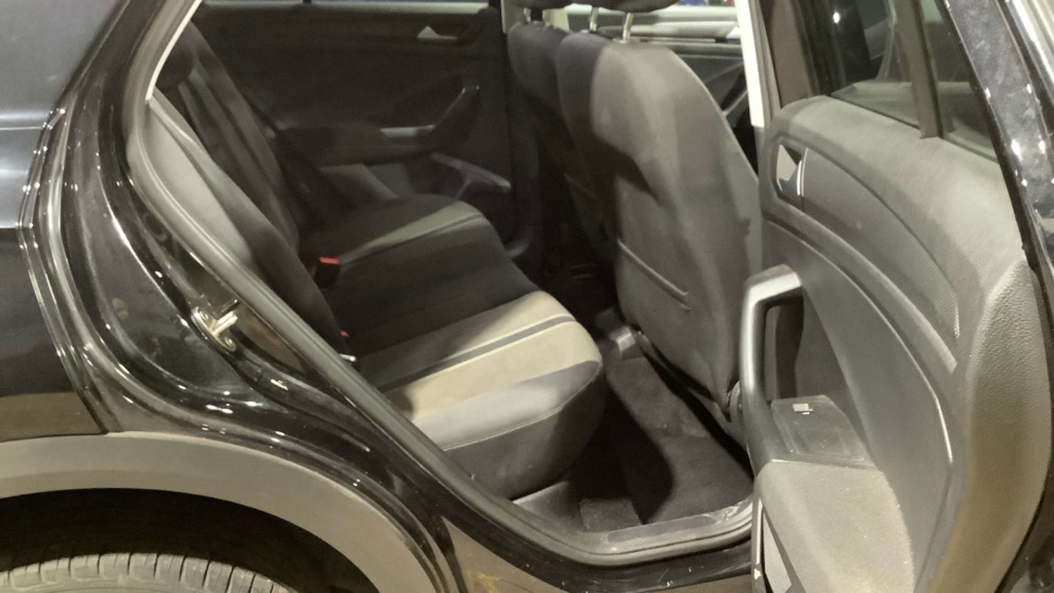 Used Volkswagen T-Roc 2019 for sale - 76352654: Photo 9