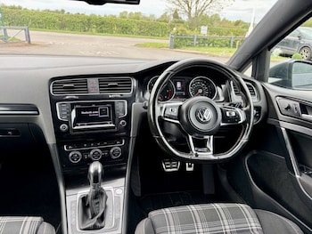 Used Volkswagen Golf 2014 for sale - 78297328: Photo