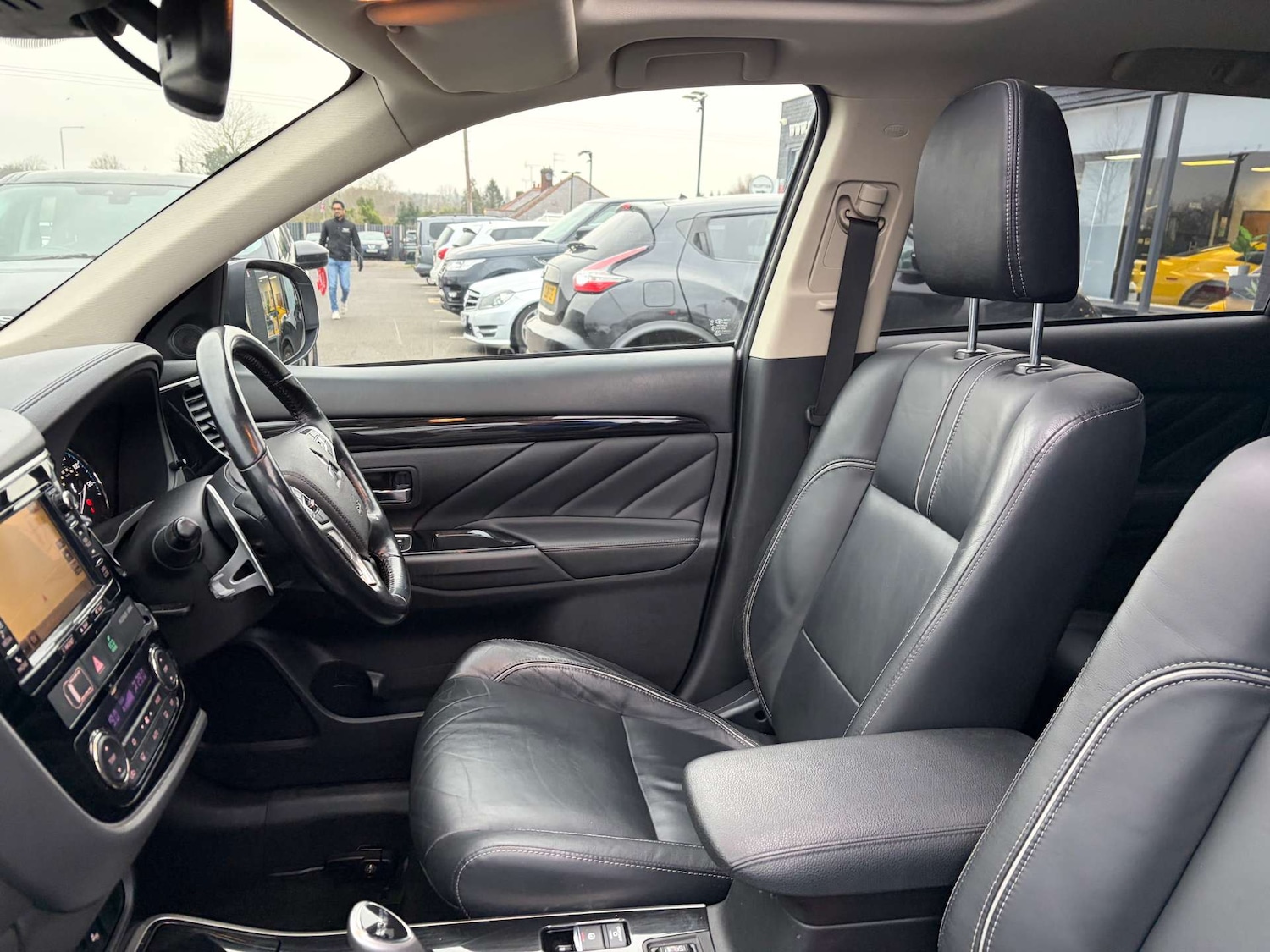 Used Mitsubishi Outlander 2018 for sale - 77033654: Photo 18