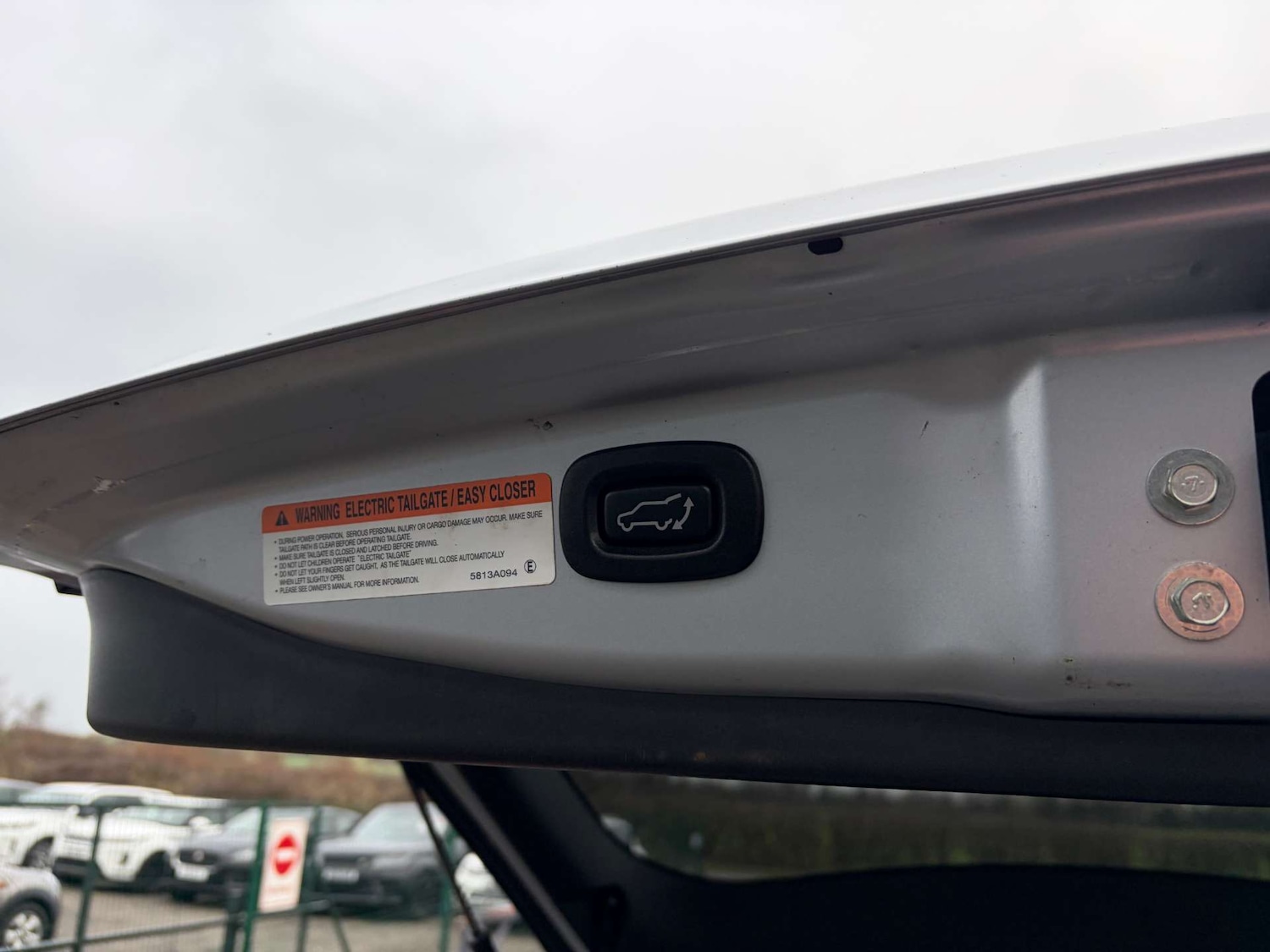 Used Mitsubishi Outlander 2018 for sale - 77033654: Photo 27