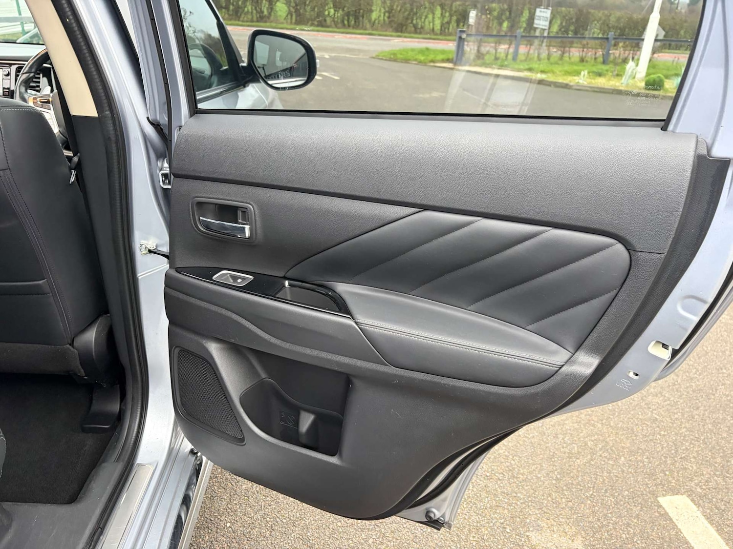 Used Mitsubishi Outlander 2018 for sale - 77033654: Photo 29