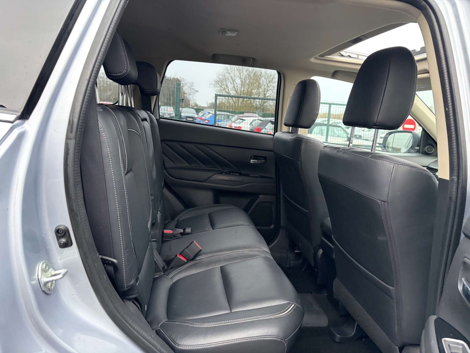 Used Mitsubishi Outlander 2018 for sale - 77033654: Photo 30