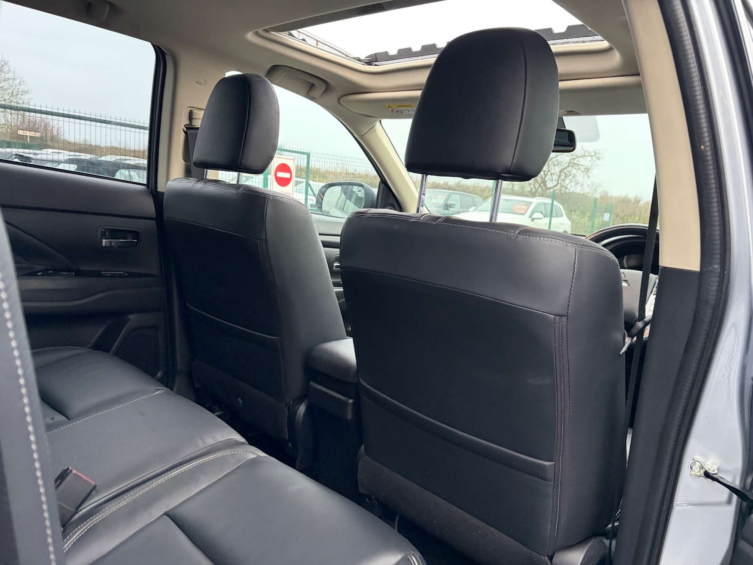 Used Mitsubishi Outlander 2018 for sale - 77033654: Photo 31