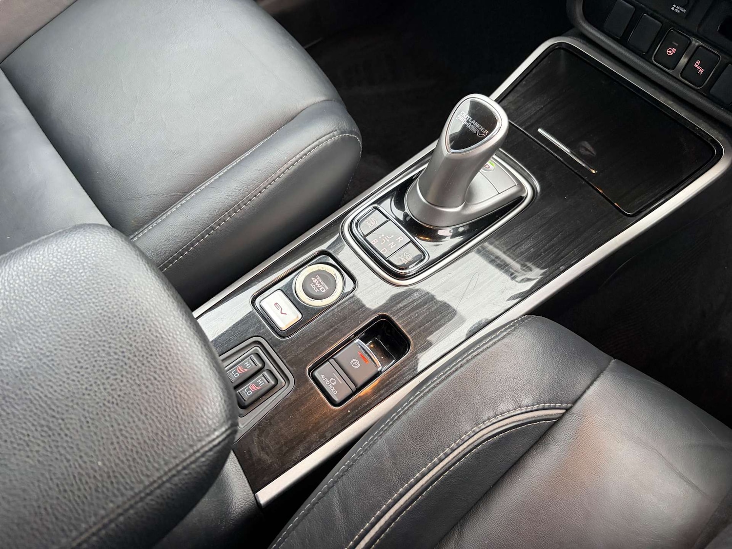 Used Mitsubishi Outlander 2018 for sale - 77033654: Photo 53