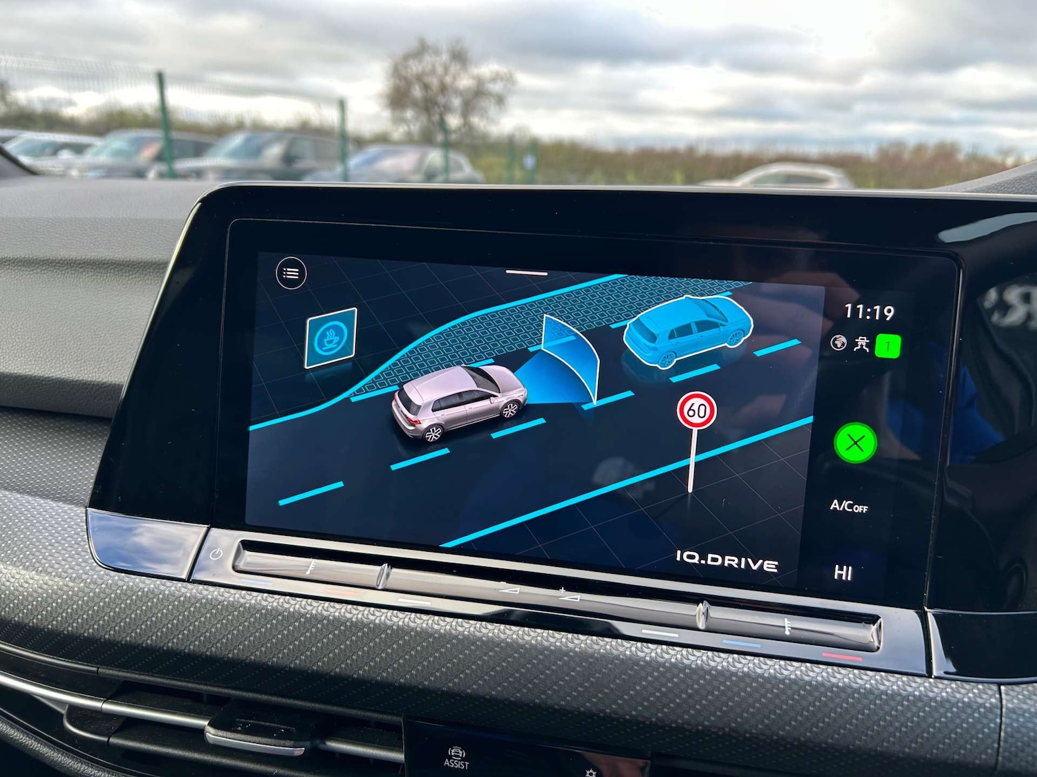 Used Volkswagen Golf 2021 for sale - 77643200: Photo 30