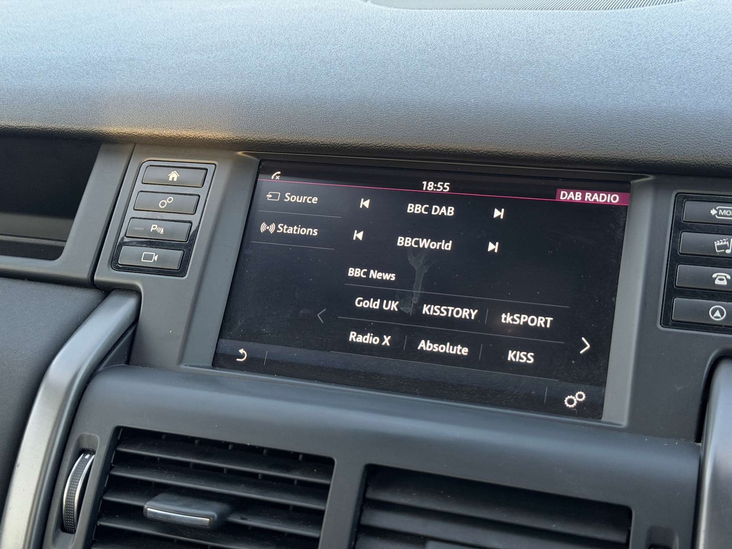 Used Land Rover Discovery Sport 2019 for sale - 76404404: Photo 11