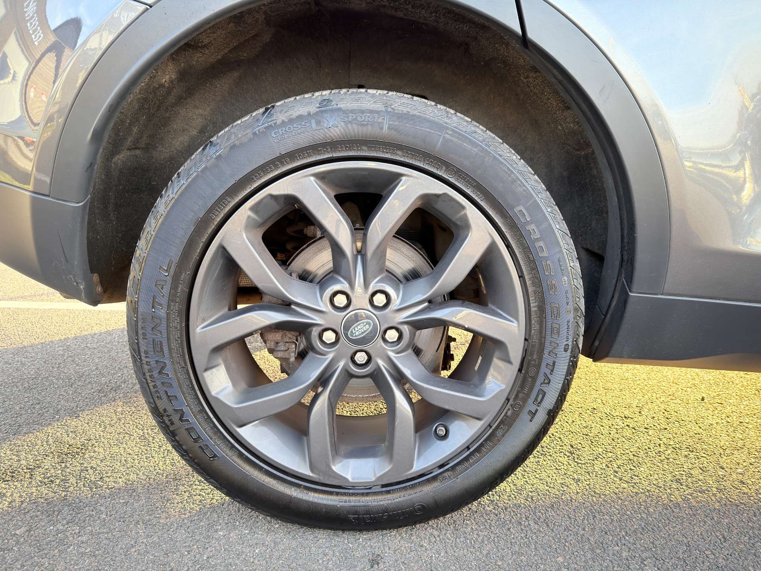 Used Land Rover Discovery Sport 2019 for sale - 76404404: Photo 23