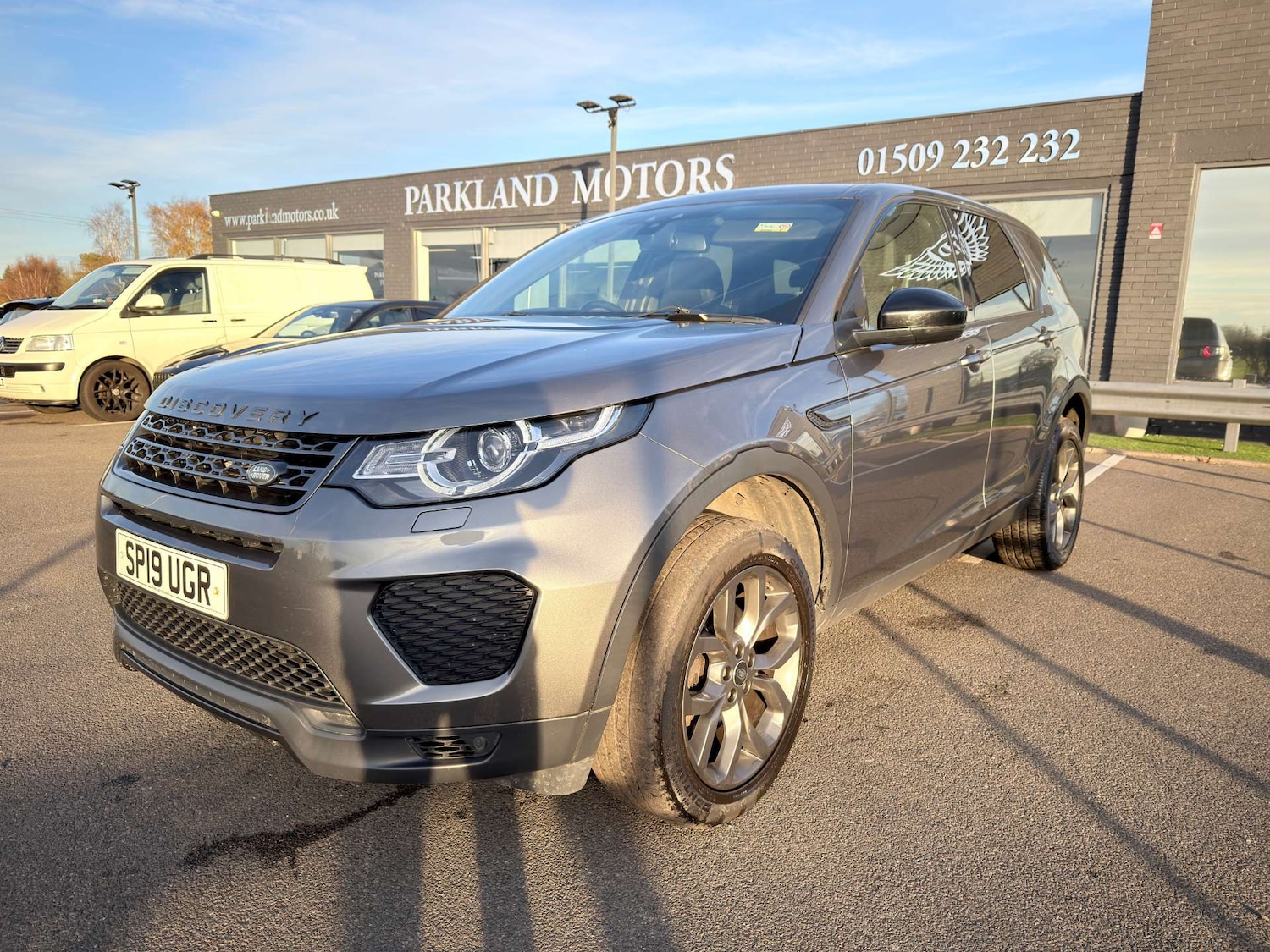 Used Land Rover Discovery Sport 2019 for sale - 76404404: Photo 4