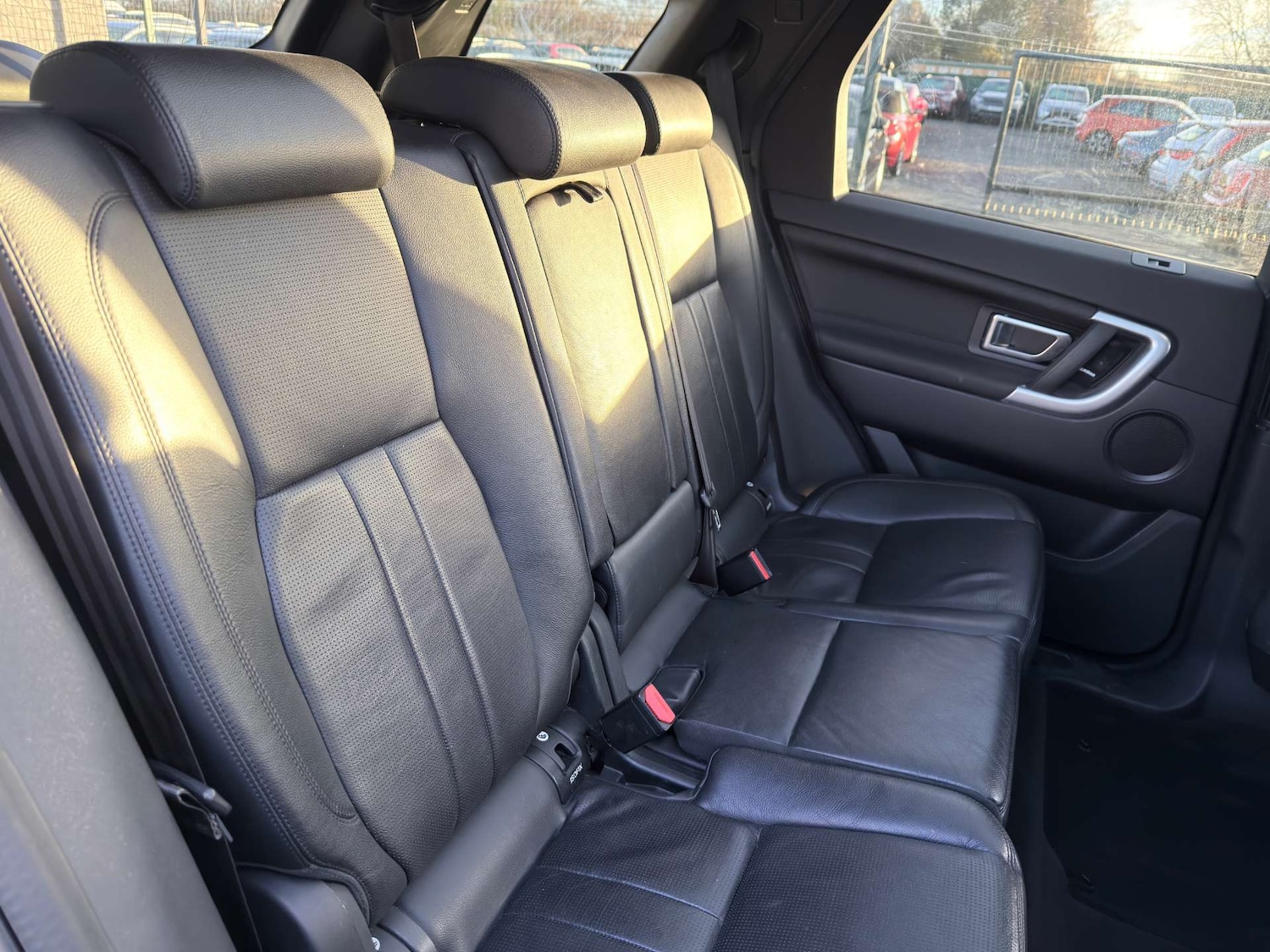 Used Land Rover Discovery Sport 2019 for sale - 76404404: Photo 41