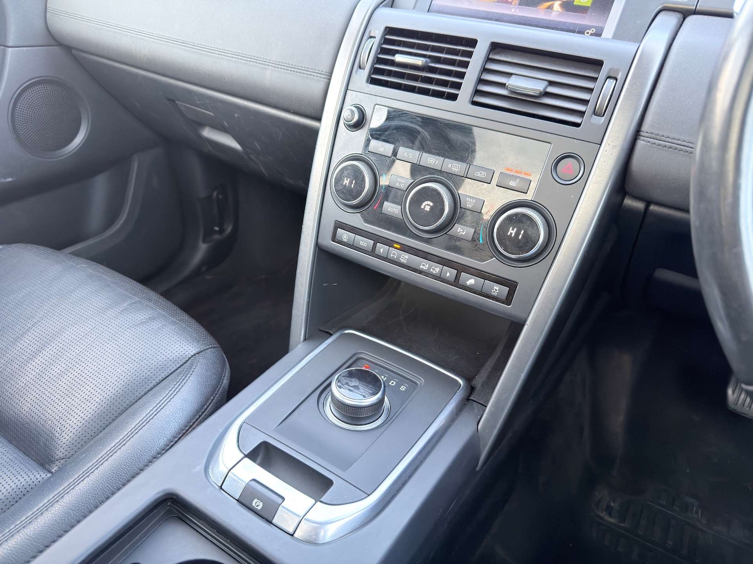 Used Land Rover Discovery Sport 2019 for sale - 76404404: Photo 47