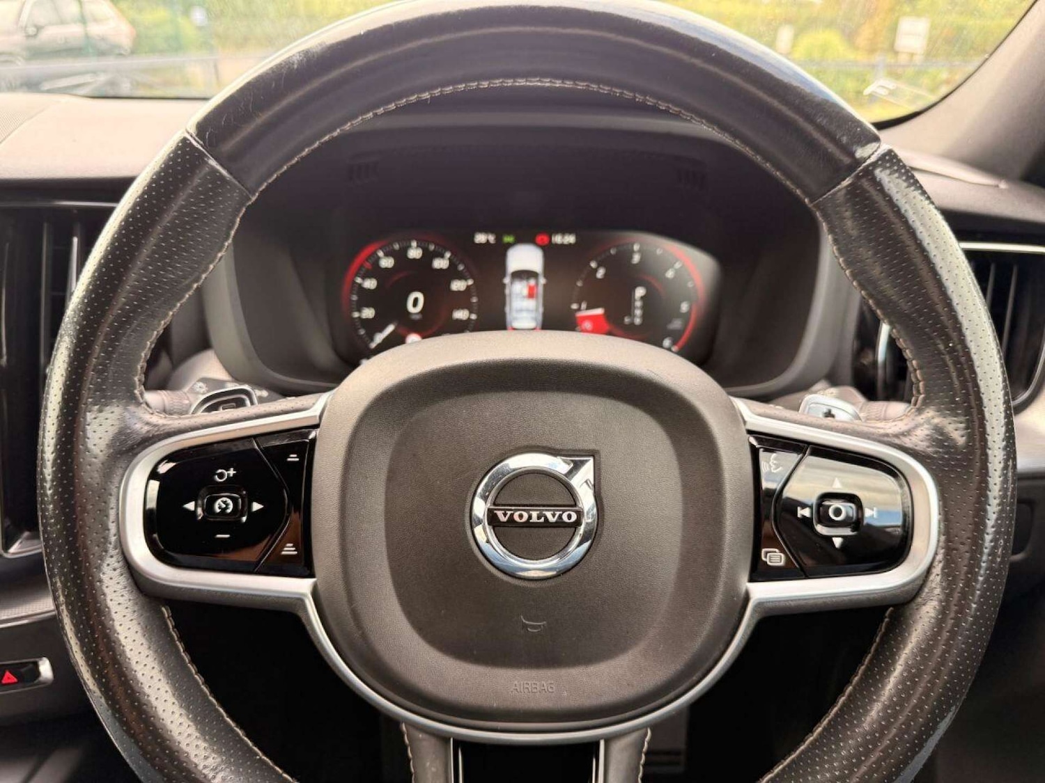 Used Volvo XC60 2018 for sale - 76601521: Photo 33