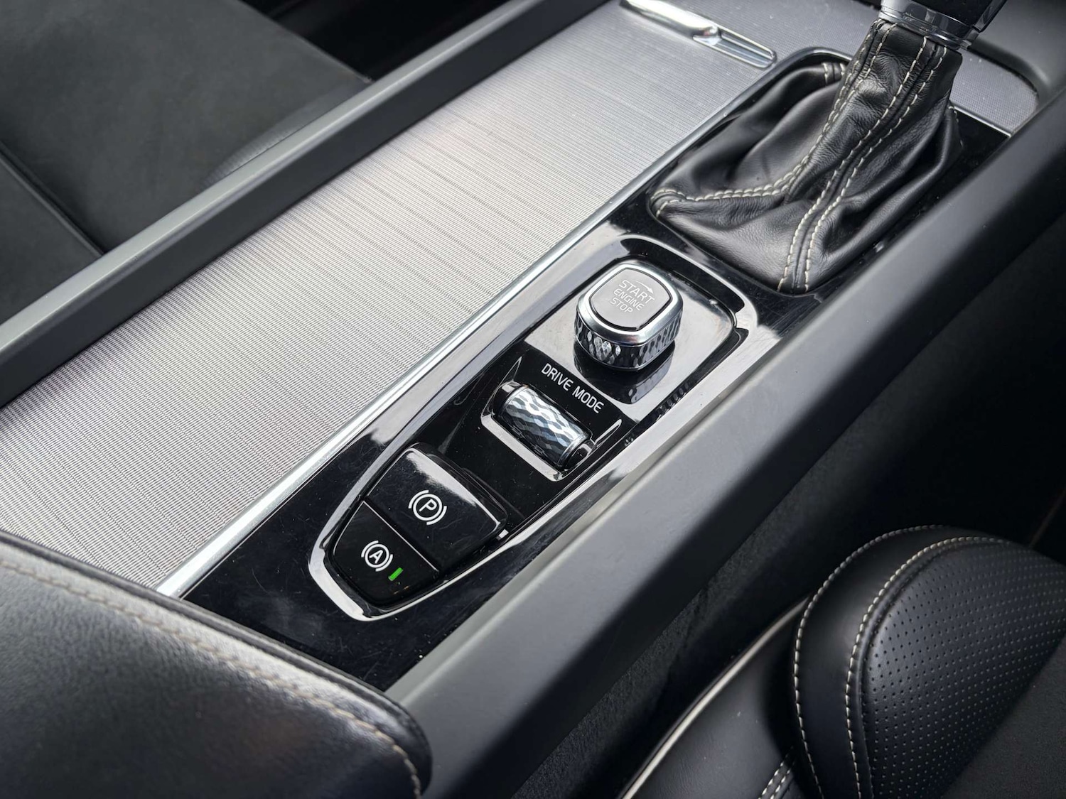 Used Volvo XC60 2018 for sale - 76601521: Photo 48