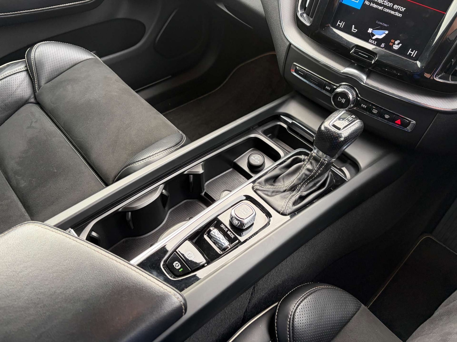 Used Volvo XC60 2018 for sale - 76601521: Photo 49