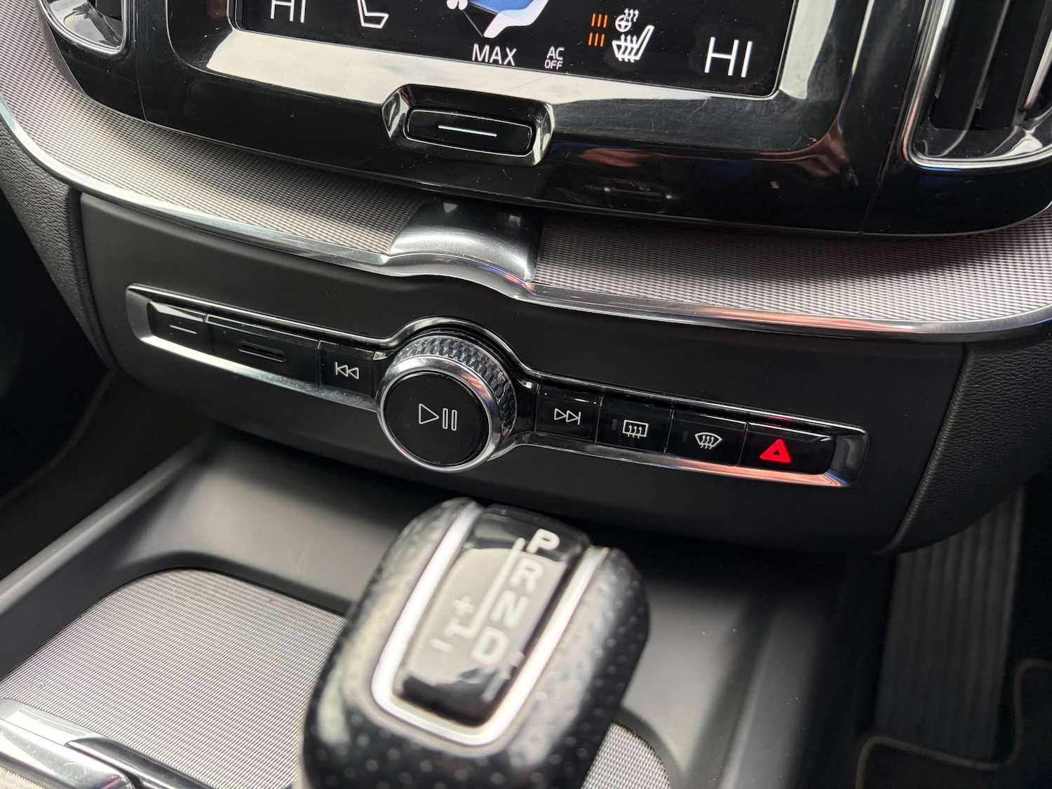 Used Volvo XC60 2018 for sale - 76601521: Photo 50