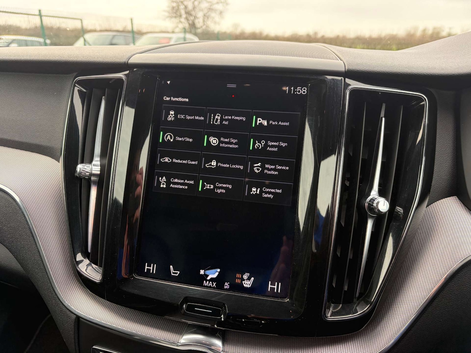 Used Volvo XC60 2018 for sale - 76601521: Photo 53