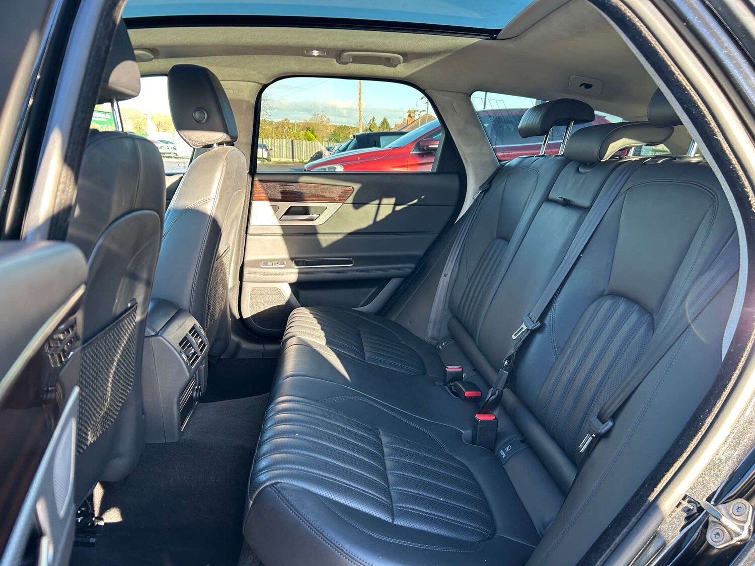 Used Jaguar XF 2019 for sale - 76407024: Photo 31