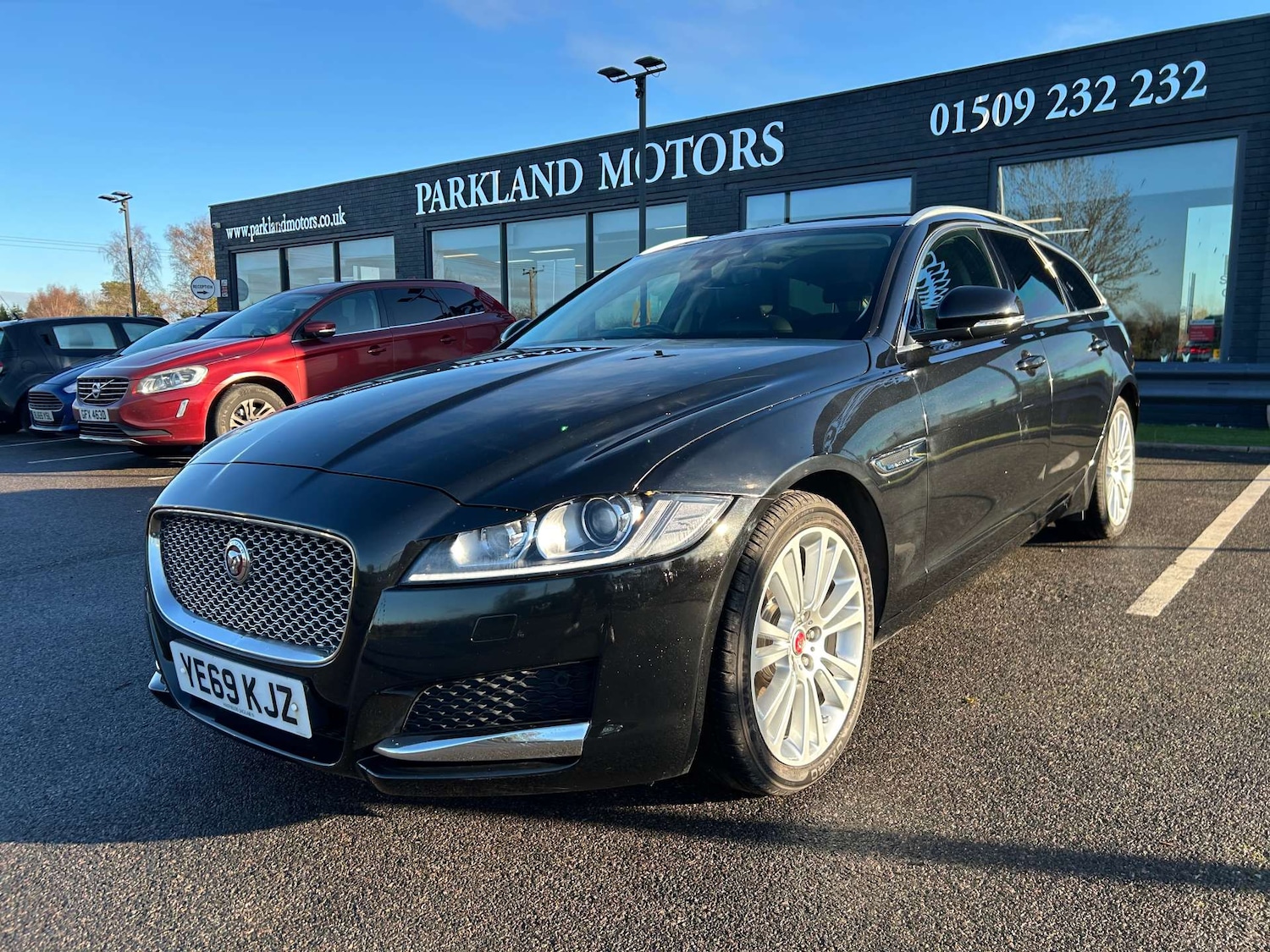 Used Jaguar XF 2019 for sale - 76407024: Photo 4