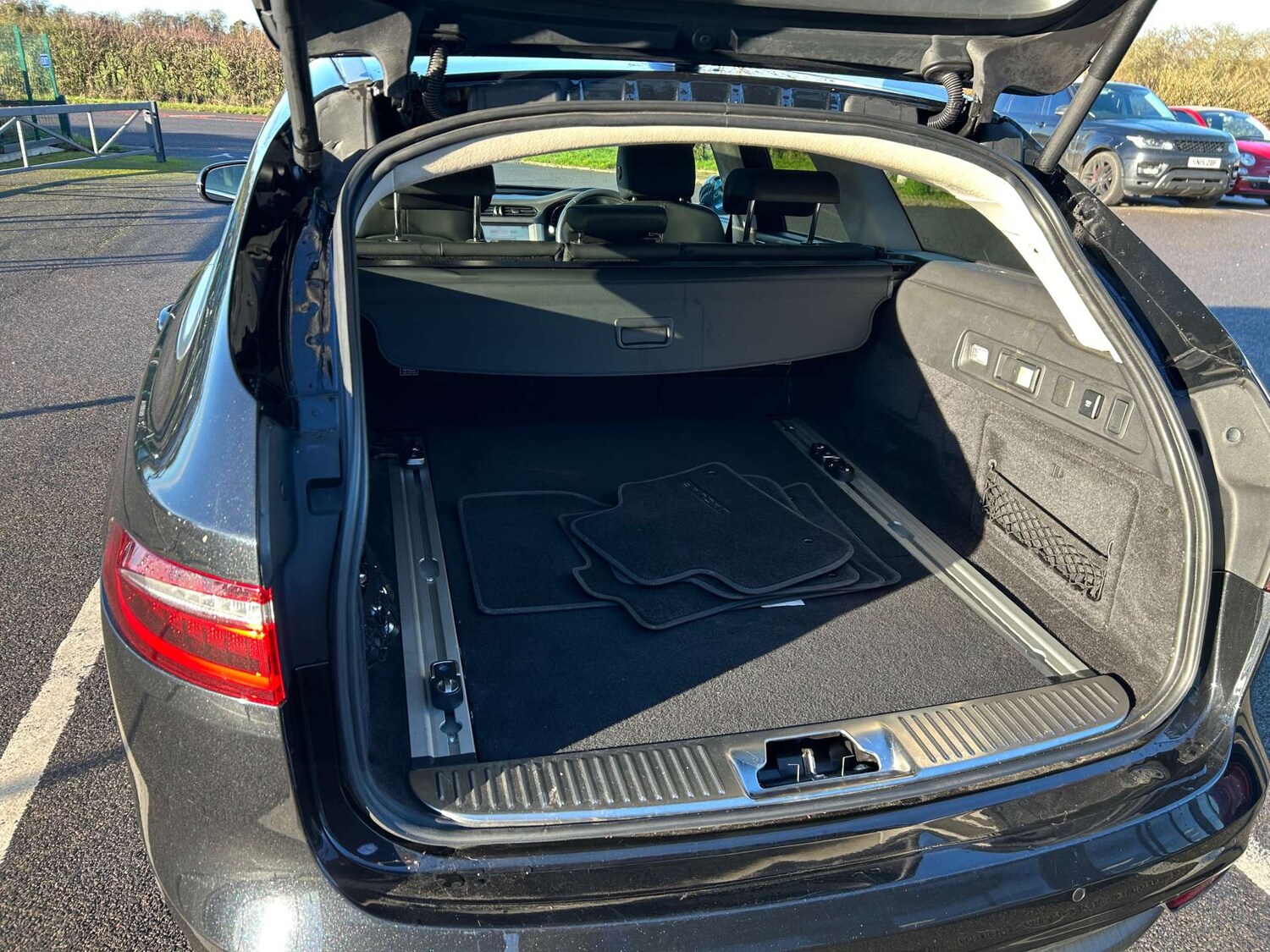 Used Jaguar XF 2019 for sale - 76407024: Photo 44