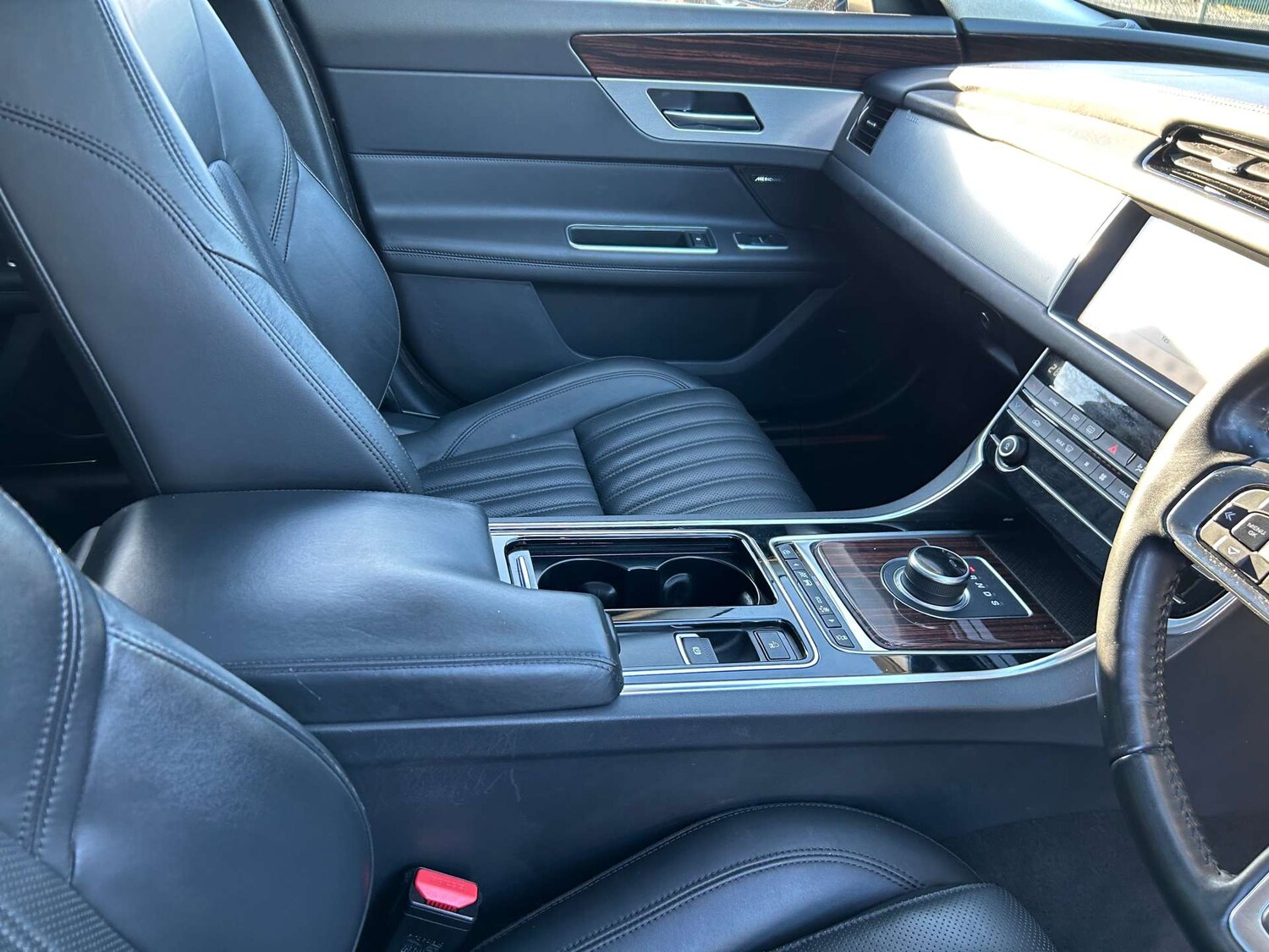 Used Jaguar XF 2019 for sale - 76407024: Photo 47