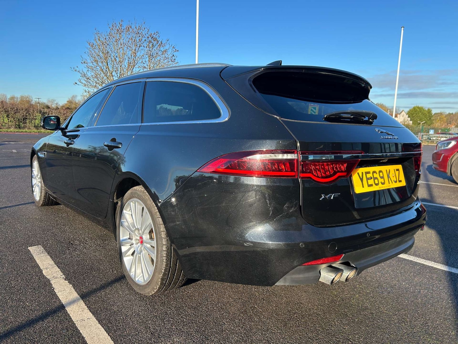 Used Jaguar XF 2019 for sale - 76407024: Photo 6