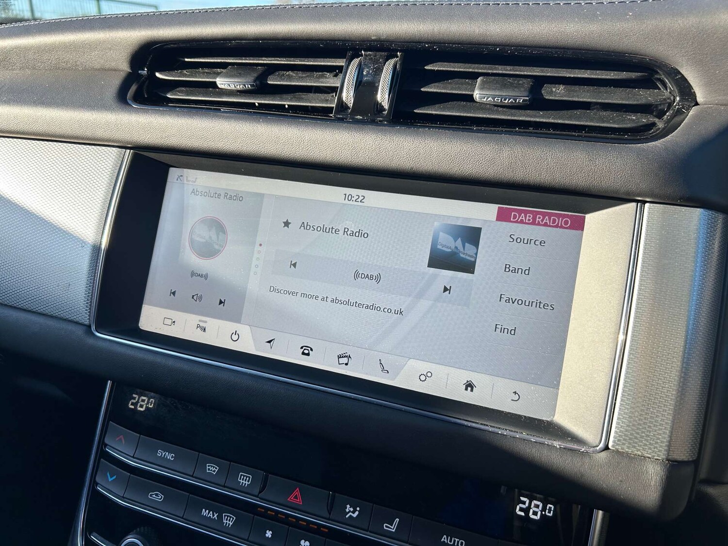 Used Jaguar XF 2019 for sale - 76407024: Photo 61