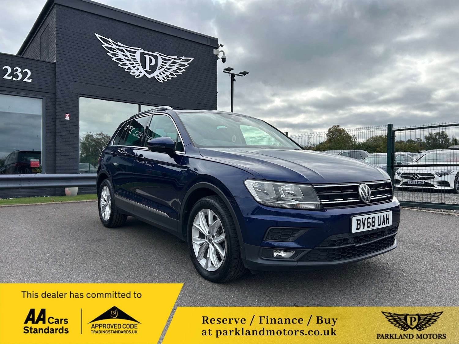 Used Volkswagen Tiguan 2018 for sale - 76278516: Photo 1