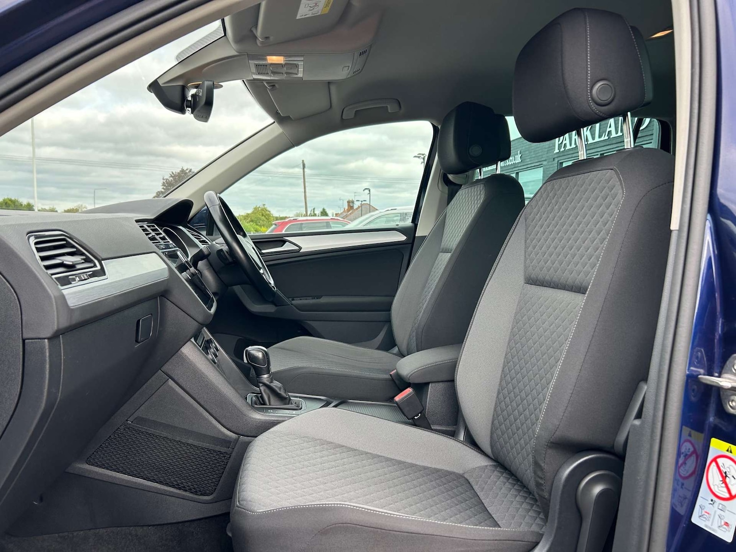 Used Volkswagen Tiguan 2018 for sale - 76278516: Photo 22