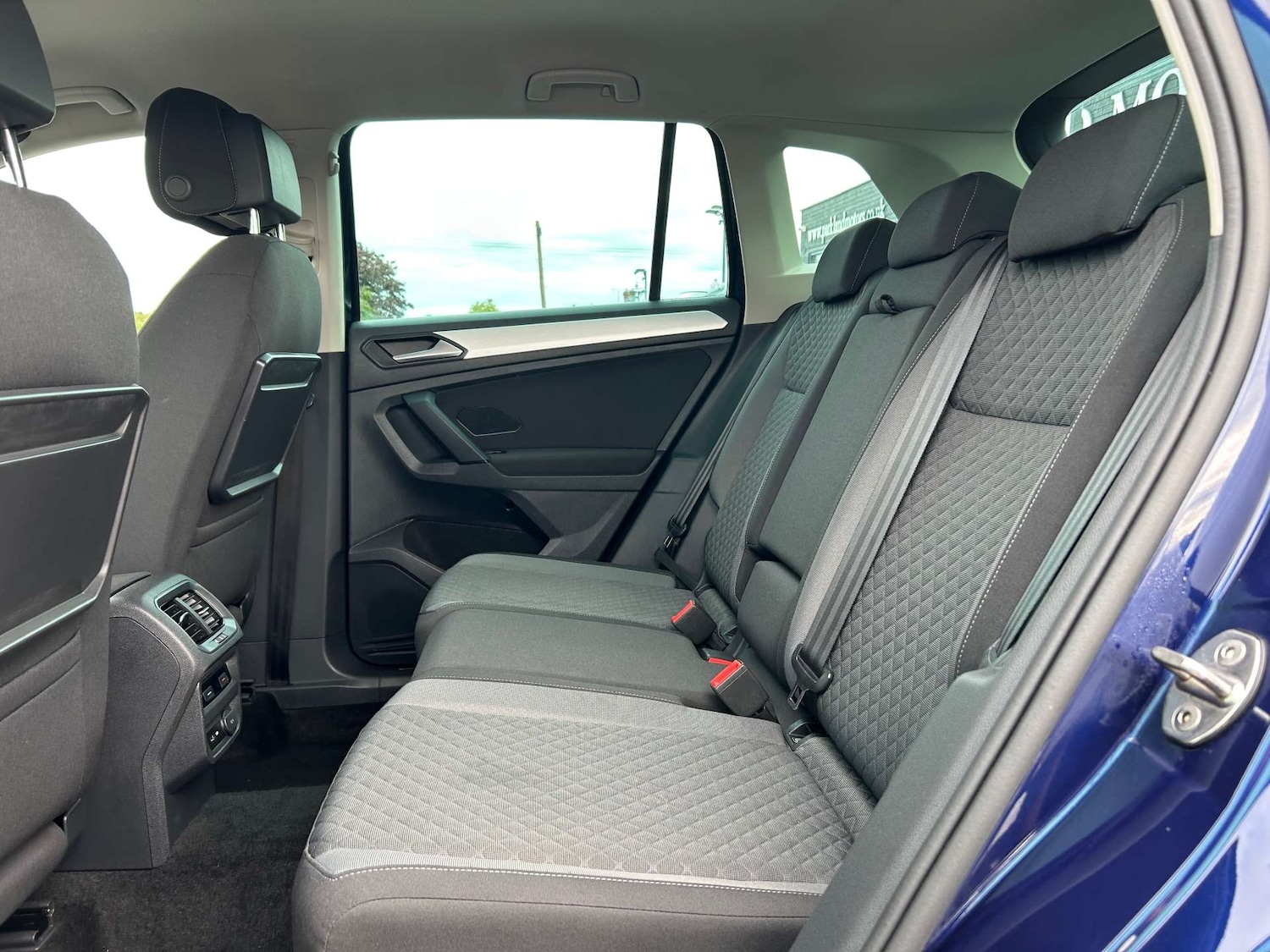 Used Volkswagen Tiguan 2018 for sale - 76278516: Photo 42