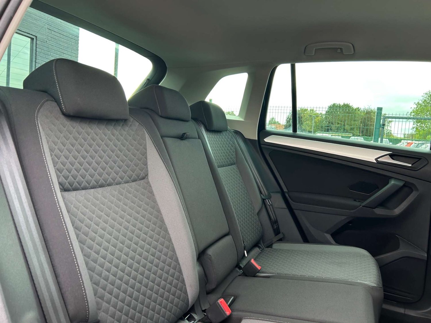 Used Volkswagen Tiguan 2018 for sale - 76278516: Photo 47