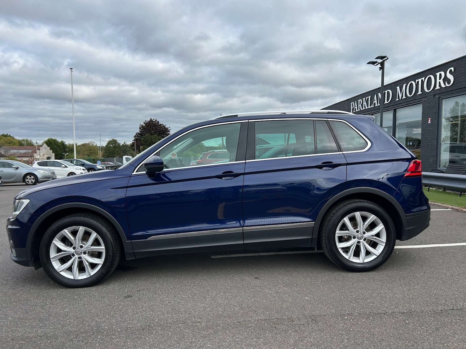 Used Volkswagen Tiguan 2018 for sale - 76278516: Photo 5