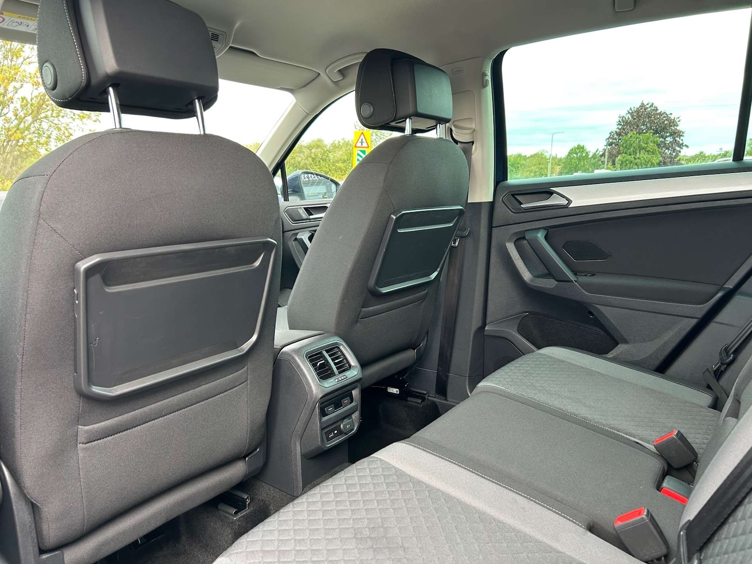 Used Volkswagen Tiguan 2018 for sale - 76278516: Photo 52