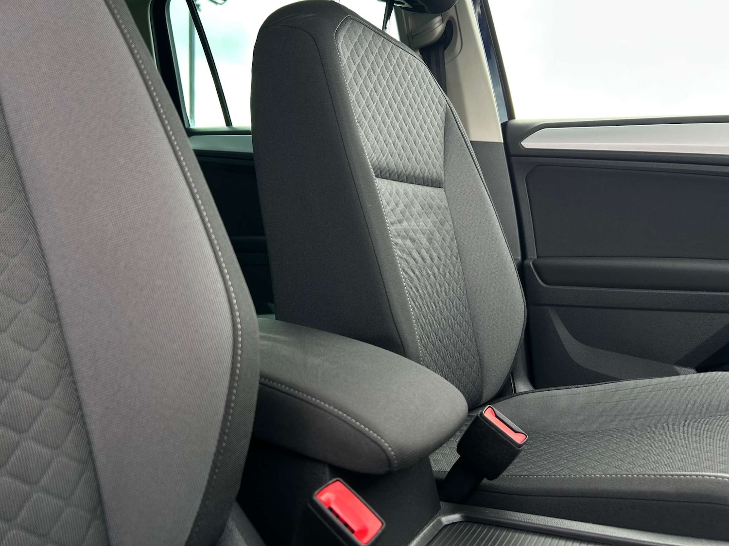 Used Volkswagen Tiguan 2018 for sale - 76278516: Photo 54