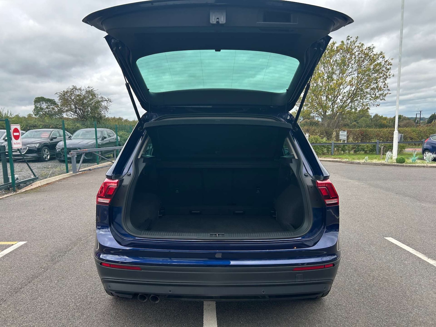 Used Volkswagen Tiguan 2018 for sale - 76278516: Photo 8