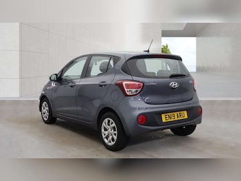 Used Hyundai i10 2019 for sale - 78769430: Photo