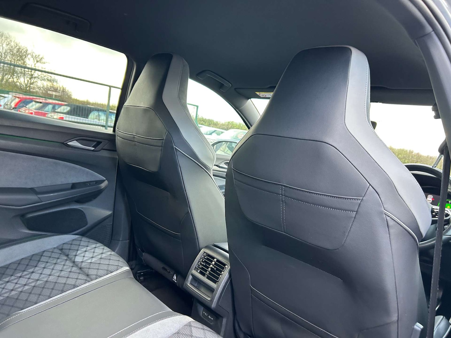 Used Volkswagen Golf 2021 for sale - 76500622: Photo 37