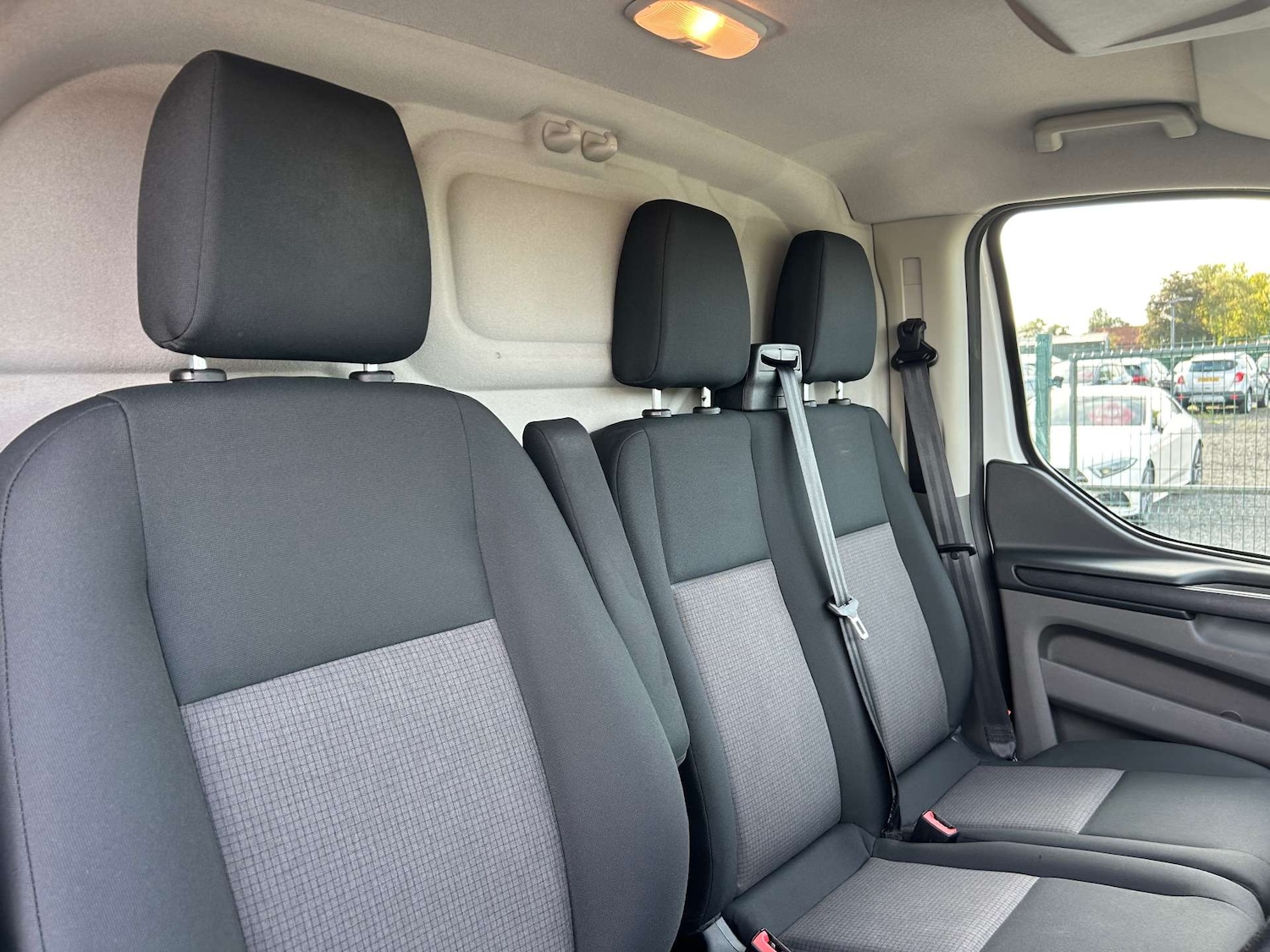 Used Ford Transit Custom 2020 for sale - 76105331: Photo 27