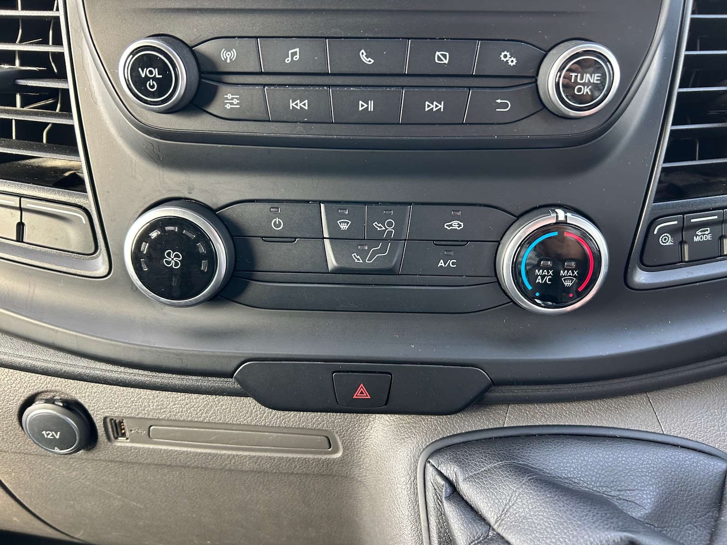 Used Ford Transit Custom 2020 for sale - 76105331: Photo 32