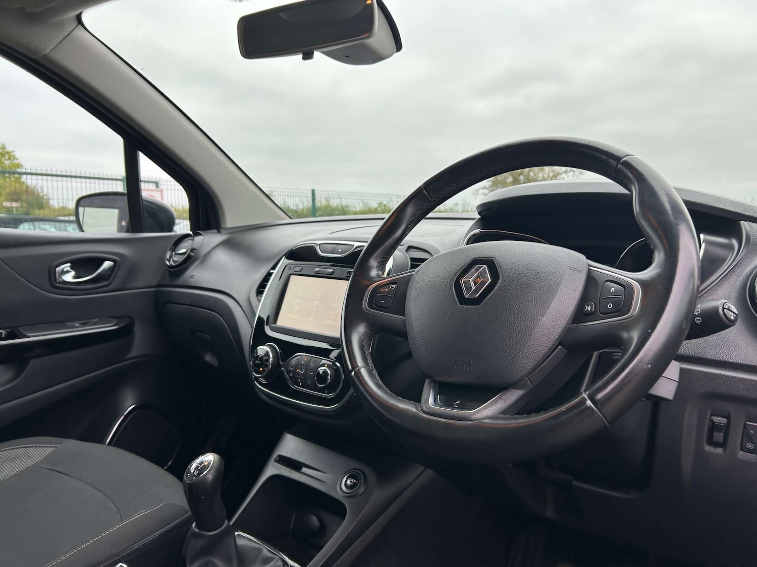 Used Renault Captur 2017 for sale - 77669317: Photo 13