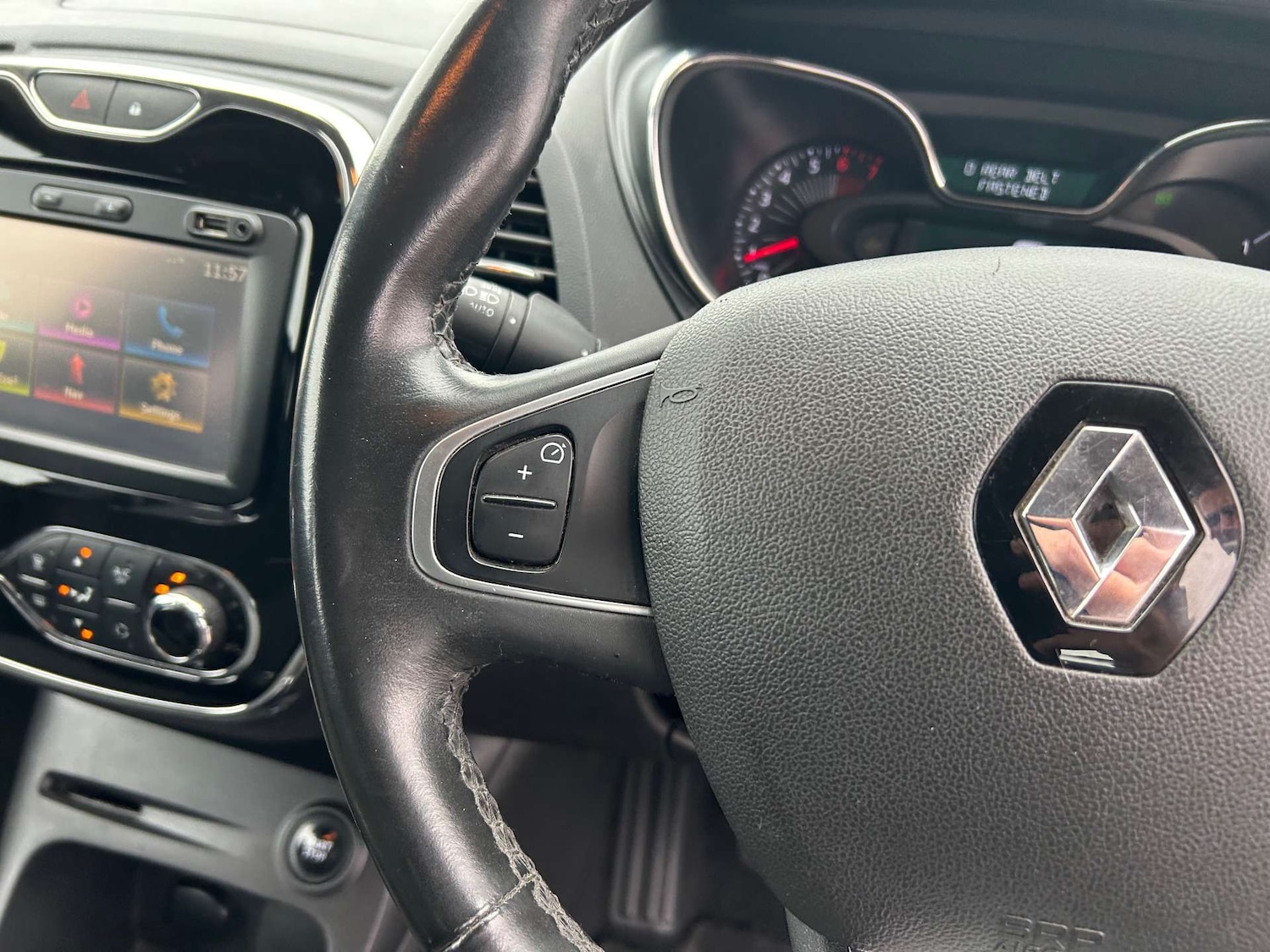 Used Renault Captur 2017 for sale - 77669317: Photo 37