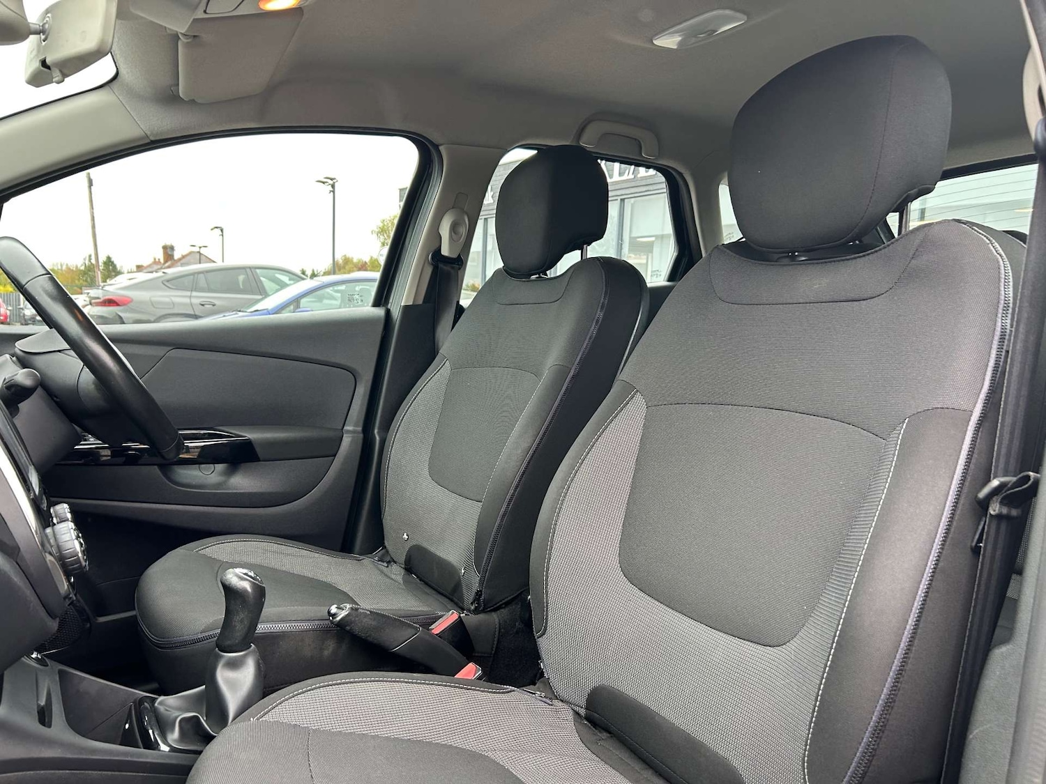 Used Renault Captur 2017 for sale - 77669317: Photo 40