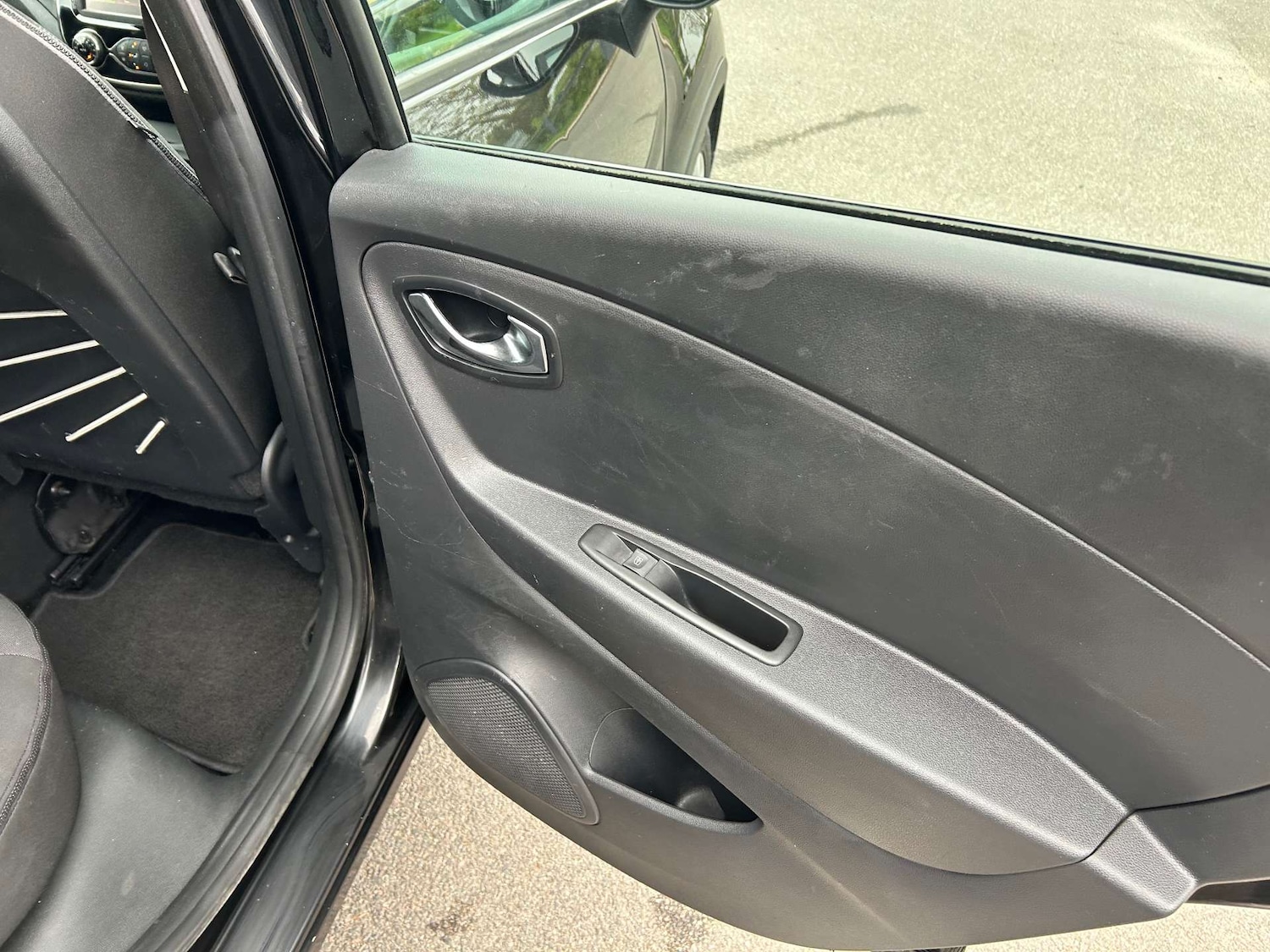 Used Renault Captur 2017 for sale - 77669317: Photo 49