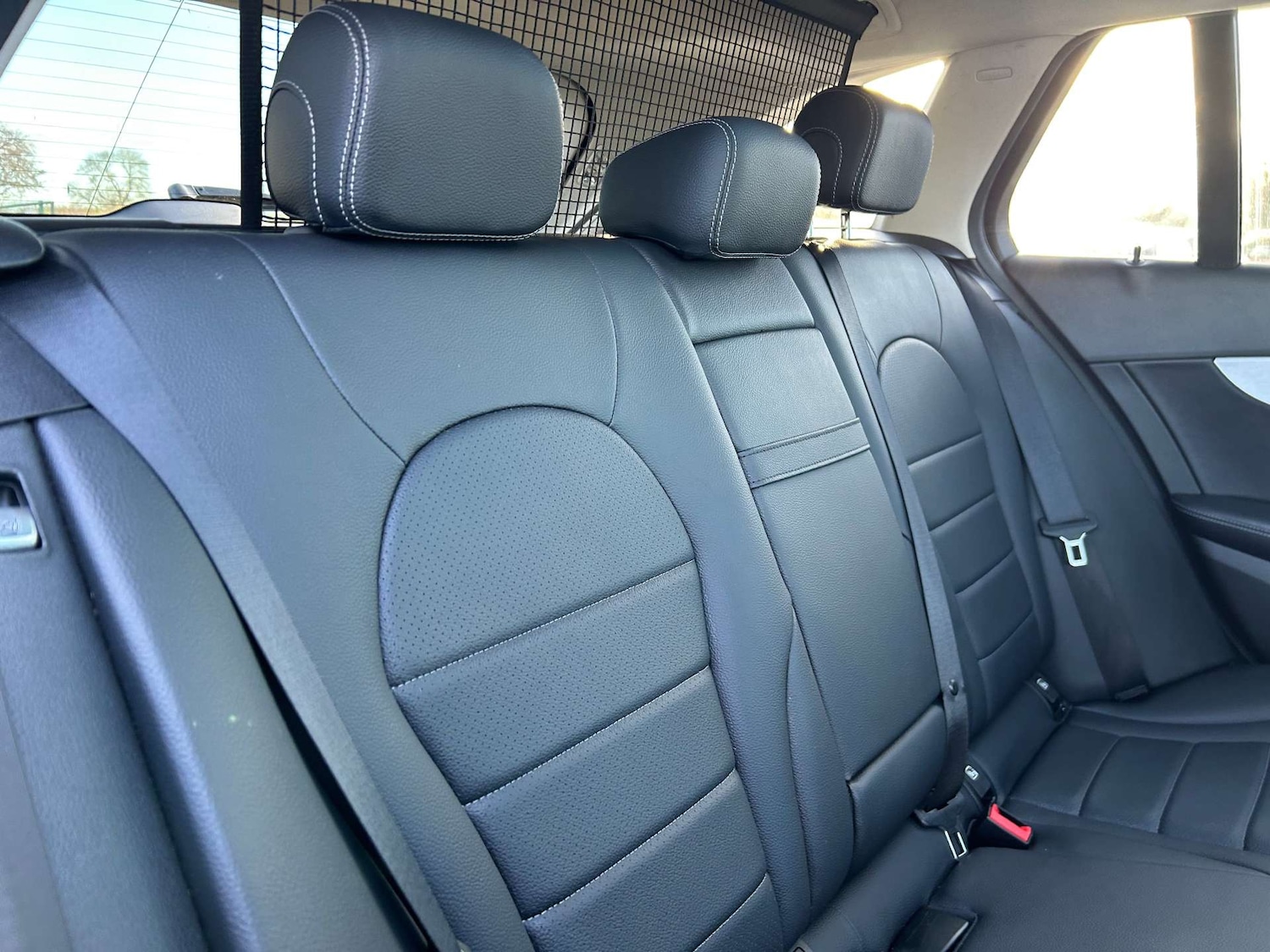 Used Mercedes-Benz C Class 2017 for sale - 77682107: Photo 32