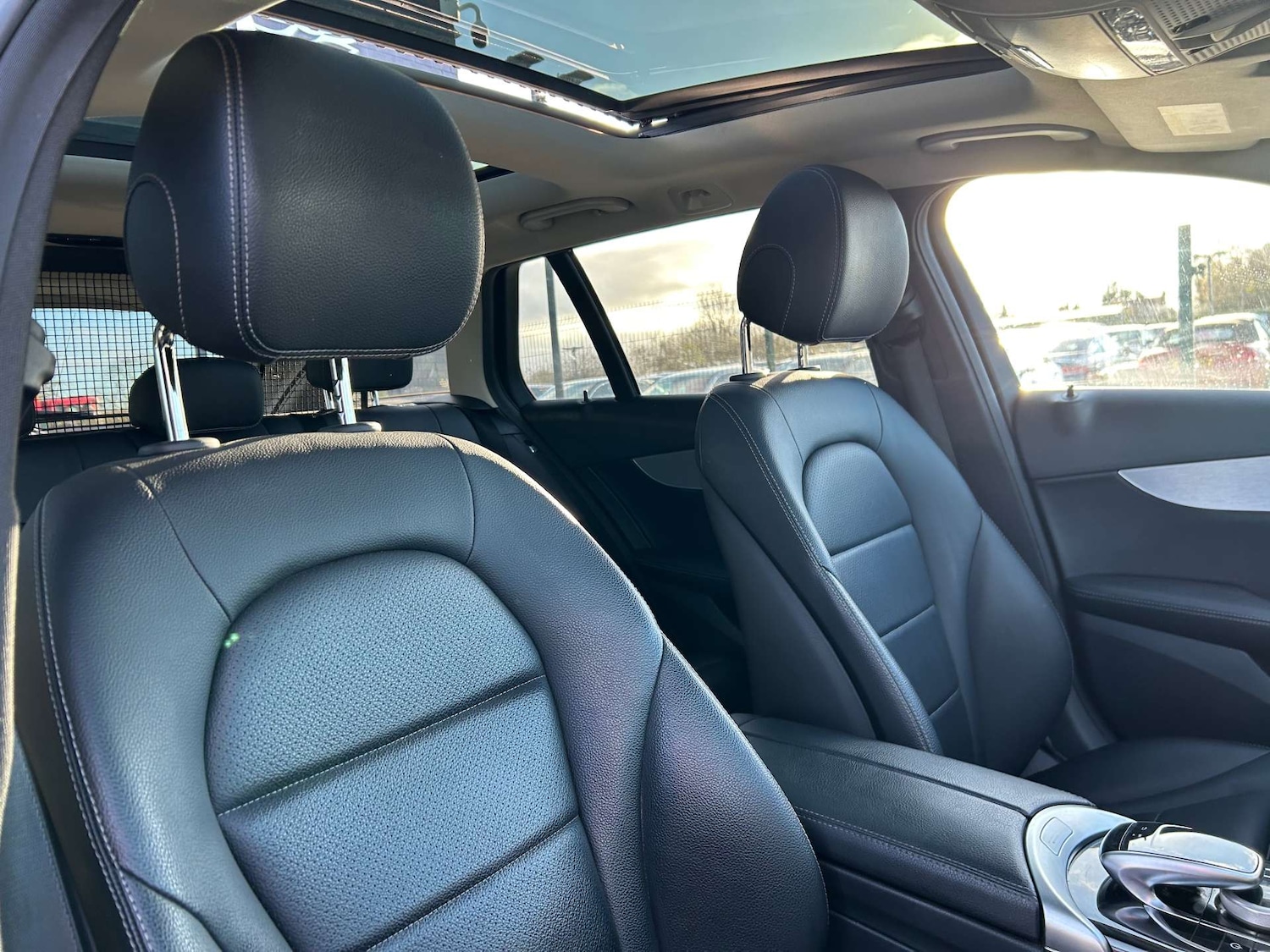 Used Mercedes-Benz C Class 2017 for sale - 77682107: Photo 41