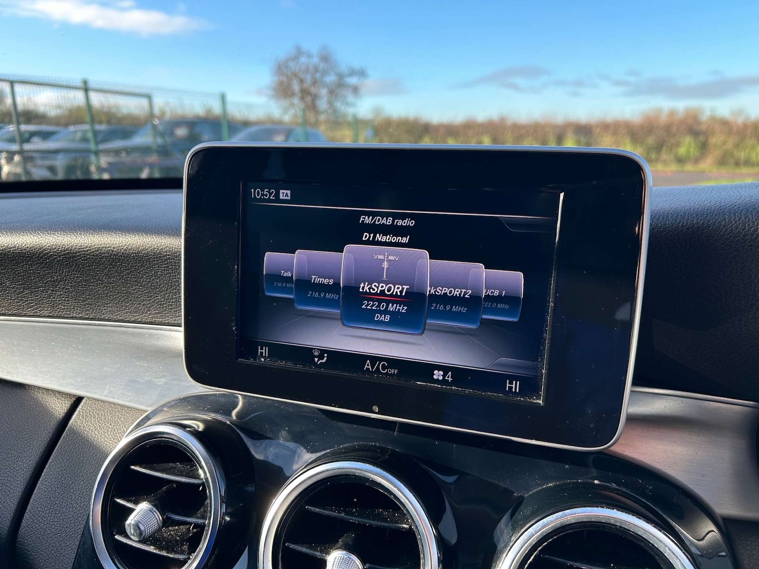 Used Mercedes-Benz C Class 2017 for sale - 77682107: Photo 60