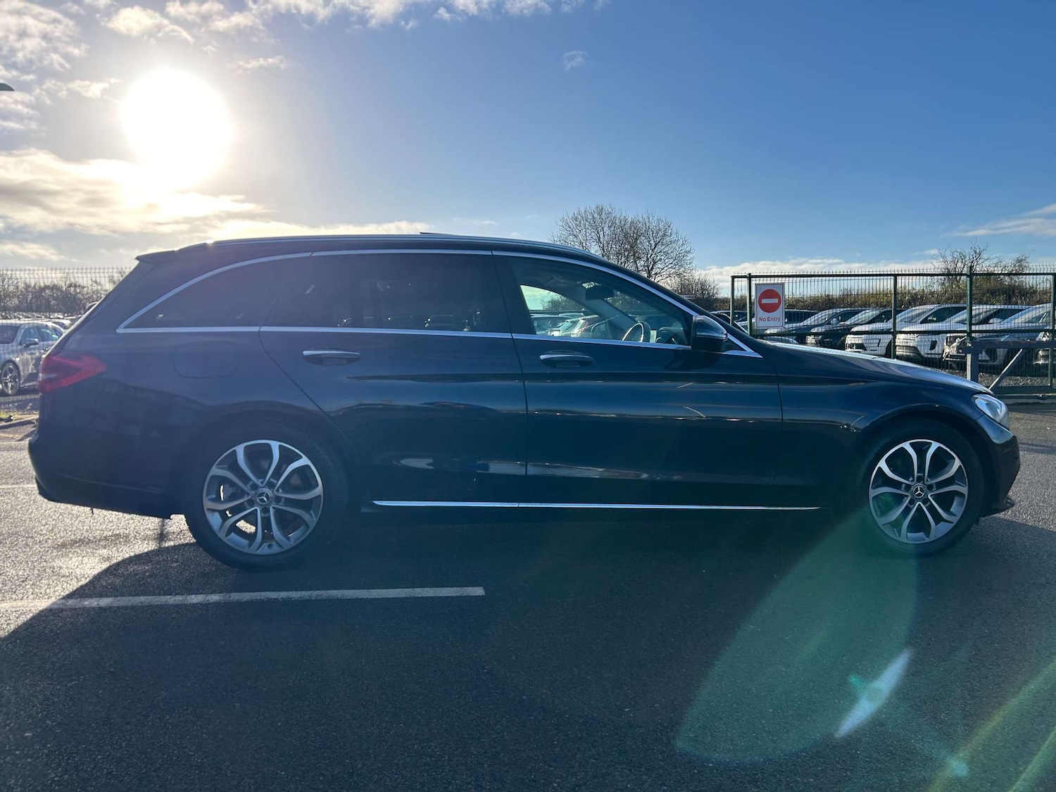 Used Mercedes-Benz C Class 2017 for sale - 77682107: Photo 9