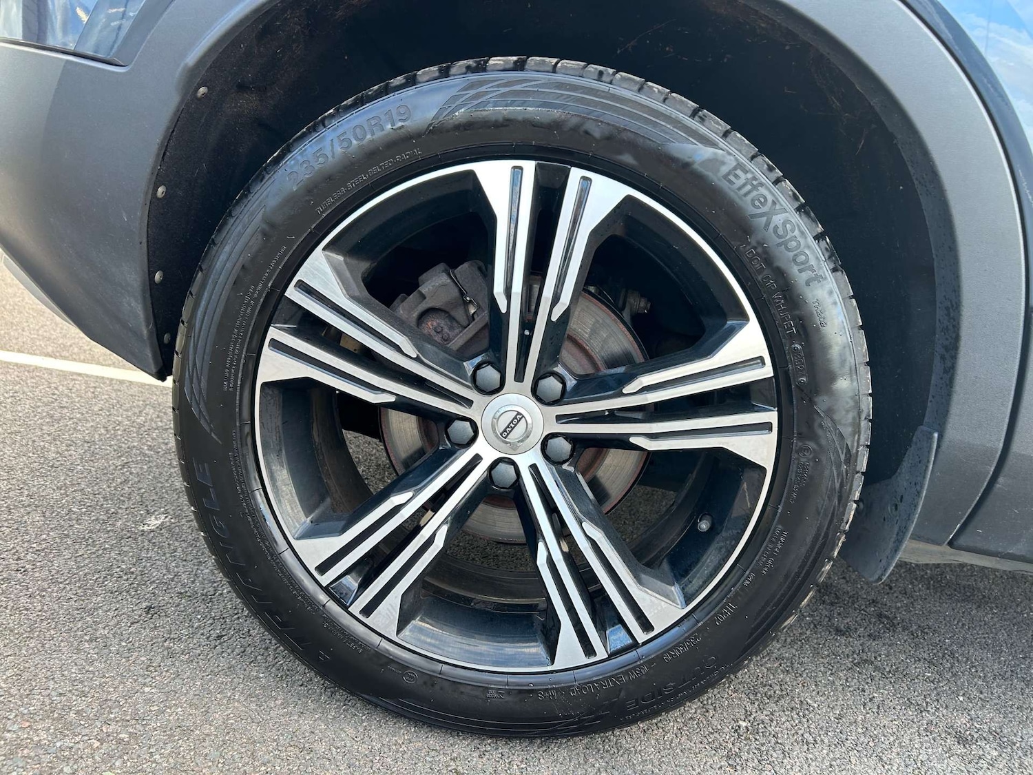 Used Volvo XC40 2020 for sale - 76601865: Photo 11