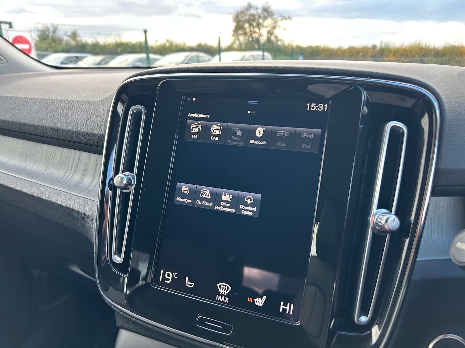 Used Volvo XC40 2020 for sale - 76601865: Photo 32