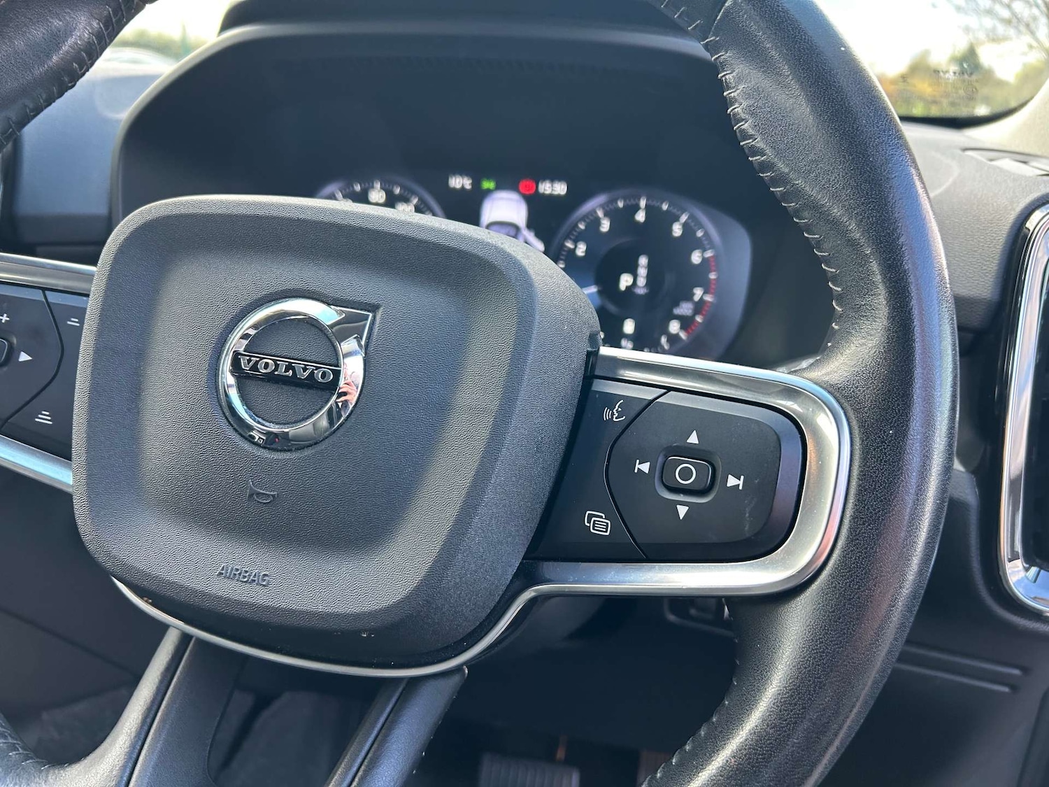 Used Volvo XC40 2020 for sale - 76601865: Photo 47