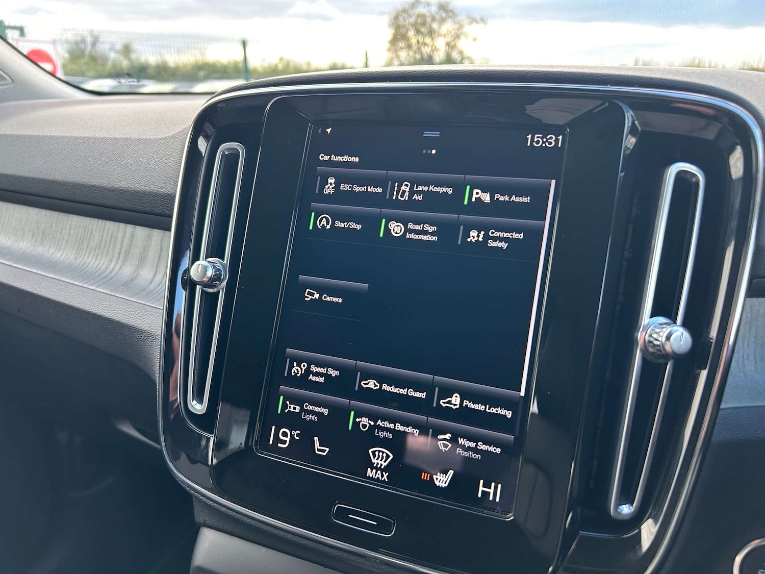 Used Volvo XC40 2020 for sale - 76601865: Photo 53